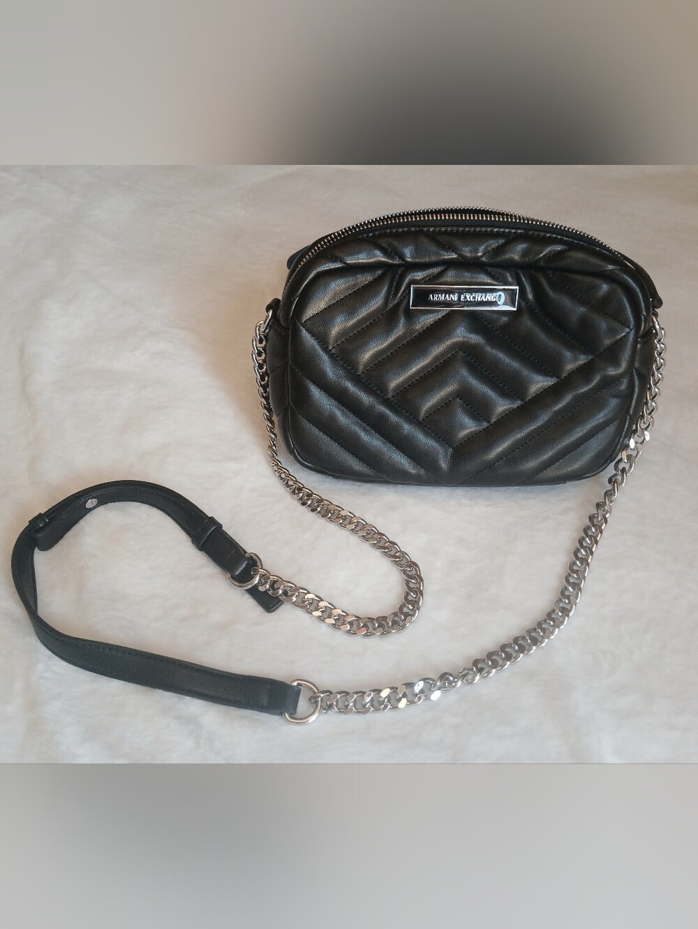 Armani Exchange Victoria Camera Case